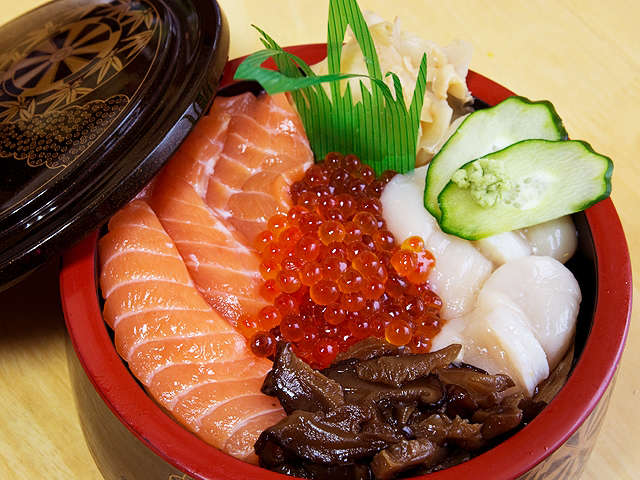 海鮮丼