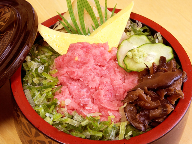 ネギトロ丼